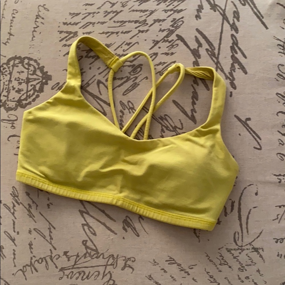 Lululemon free to be bra. Size 4